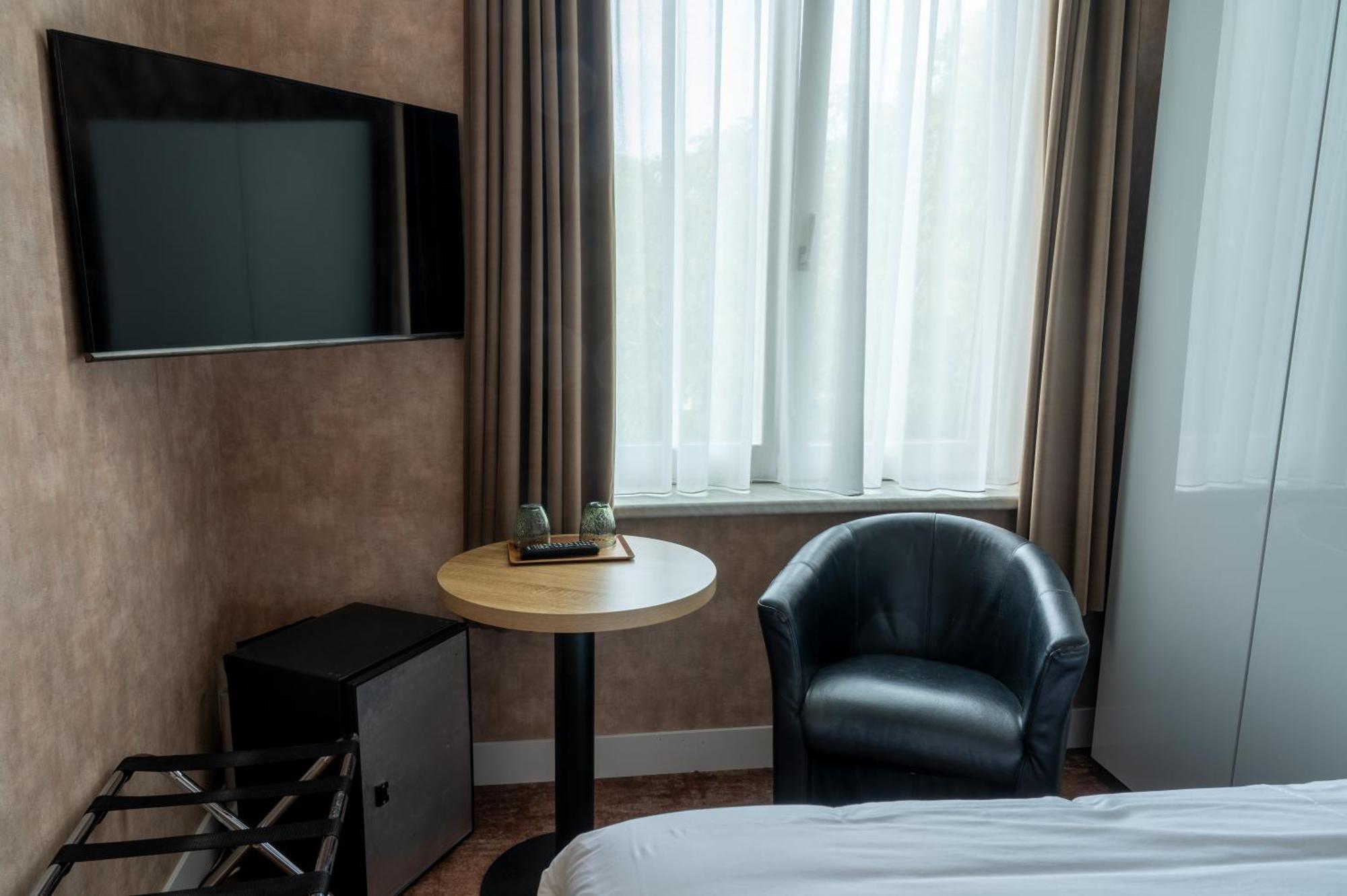 Hotel Canteklaar Де-Хаан Экстерьер фото